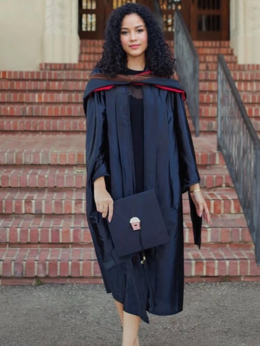 nisex Academic Graduation Cap & Gown Set for High school/College Ceremony - NEW